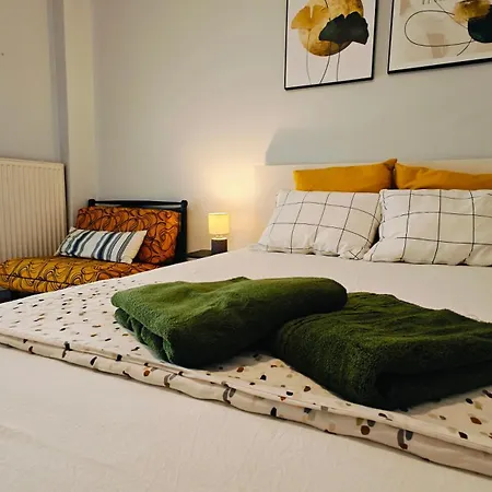 Διαμέρισμα Galazio 2br Apartment!